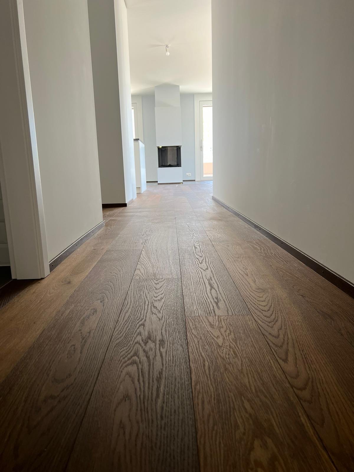 Préparation du sol pour parquet flottant