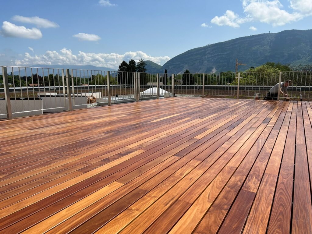 Terrasse en bois exotique